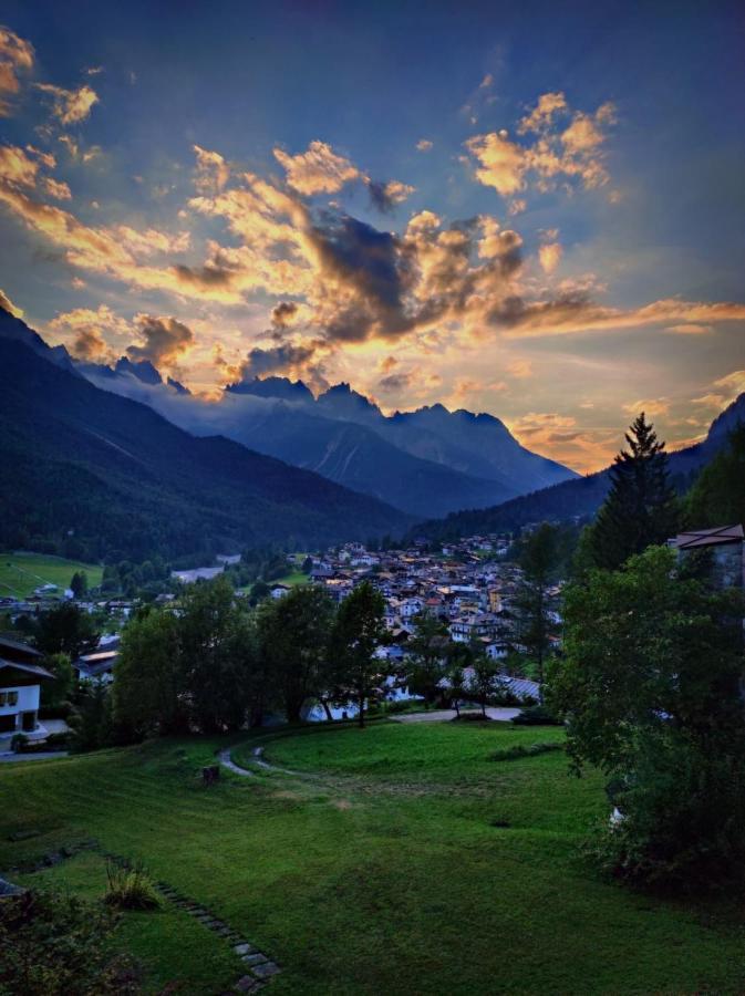 Vista Mozzafiato Sulle Dolomiti Friulane Apartment Forni di Sopra Bagian luar foto